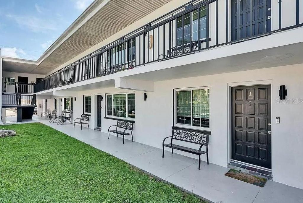 223 Dolphin Point , Clearwater Beach, FL 33767 Photo