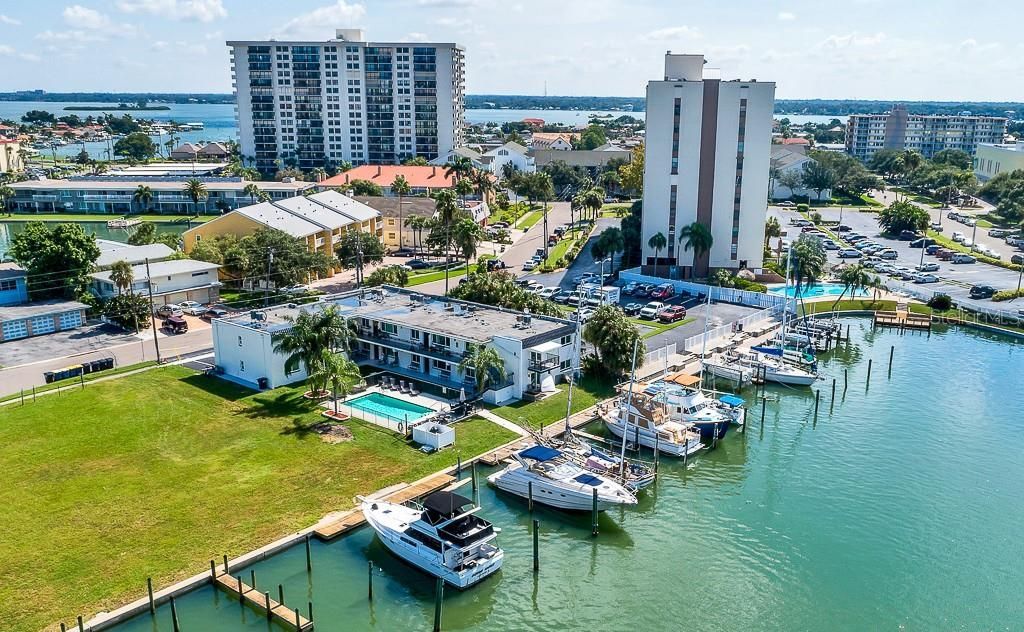 223 Dolphin Point , Clearwater Beach, FL 33767 Photo