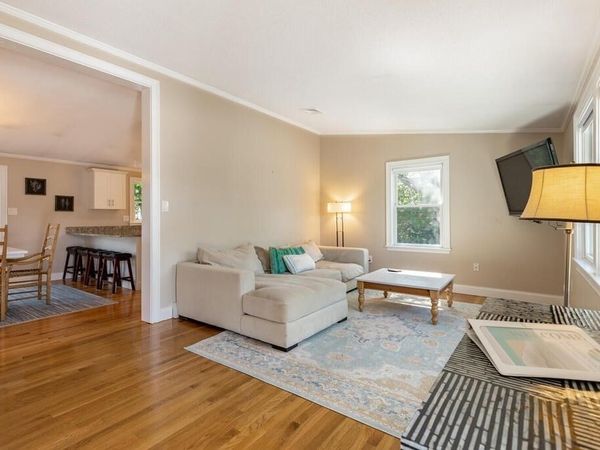 10 Railroad Ave, Unit 1, Rockport, MA 01966