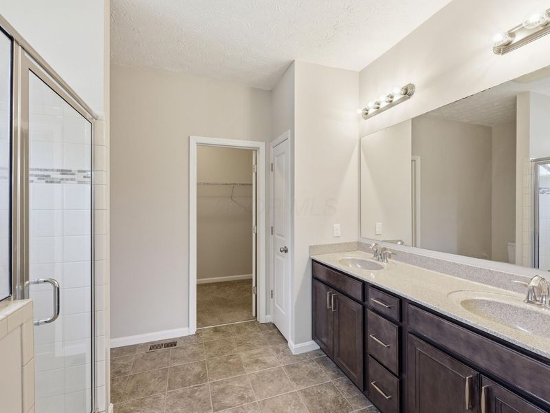 5788 Oak Creek Trail, Dayton, OH 45424 Photo 17