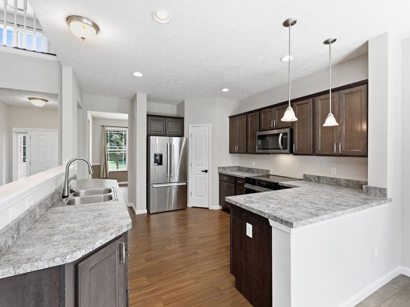 5788 Oak Creek Trail, Dayton, OH 45424 Photo 9