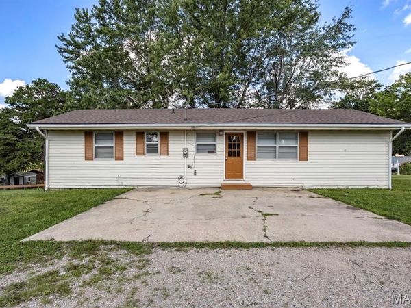 111 BARNETT , Dixon, MO 65459
