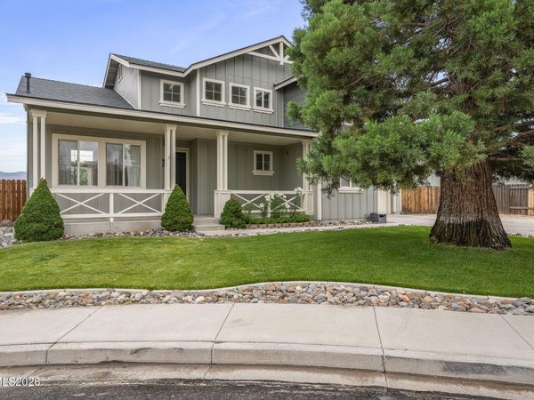 2811 Hawks View Court, Sparks, NV 89436
