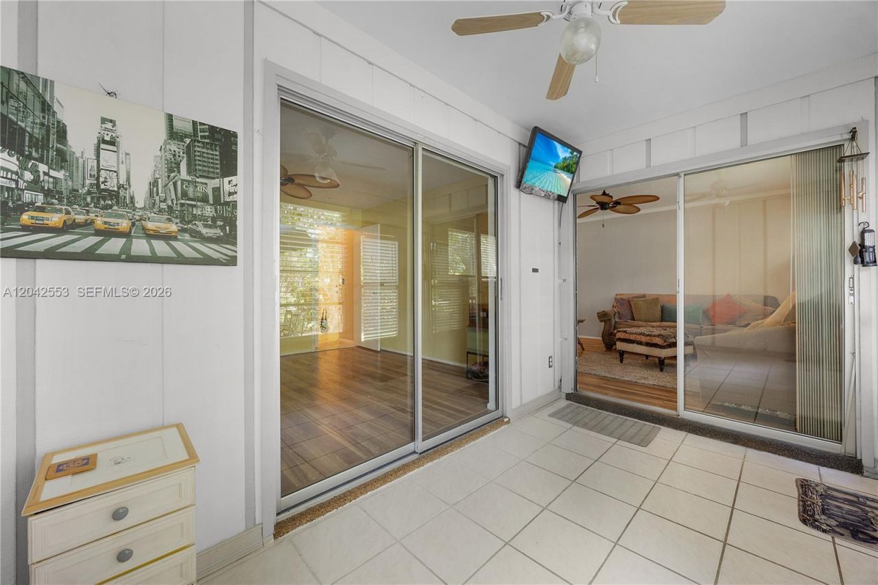 1001 Pine Isle Ln , Unit 1001, Naples, FL 34112 Photo