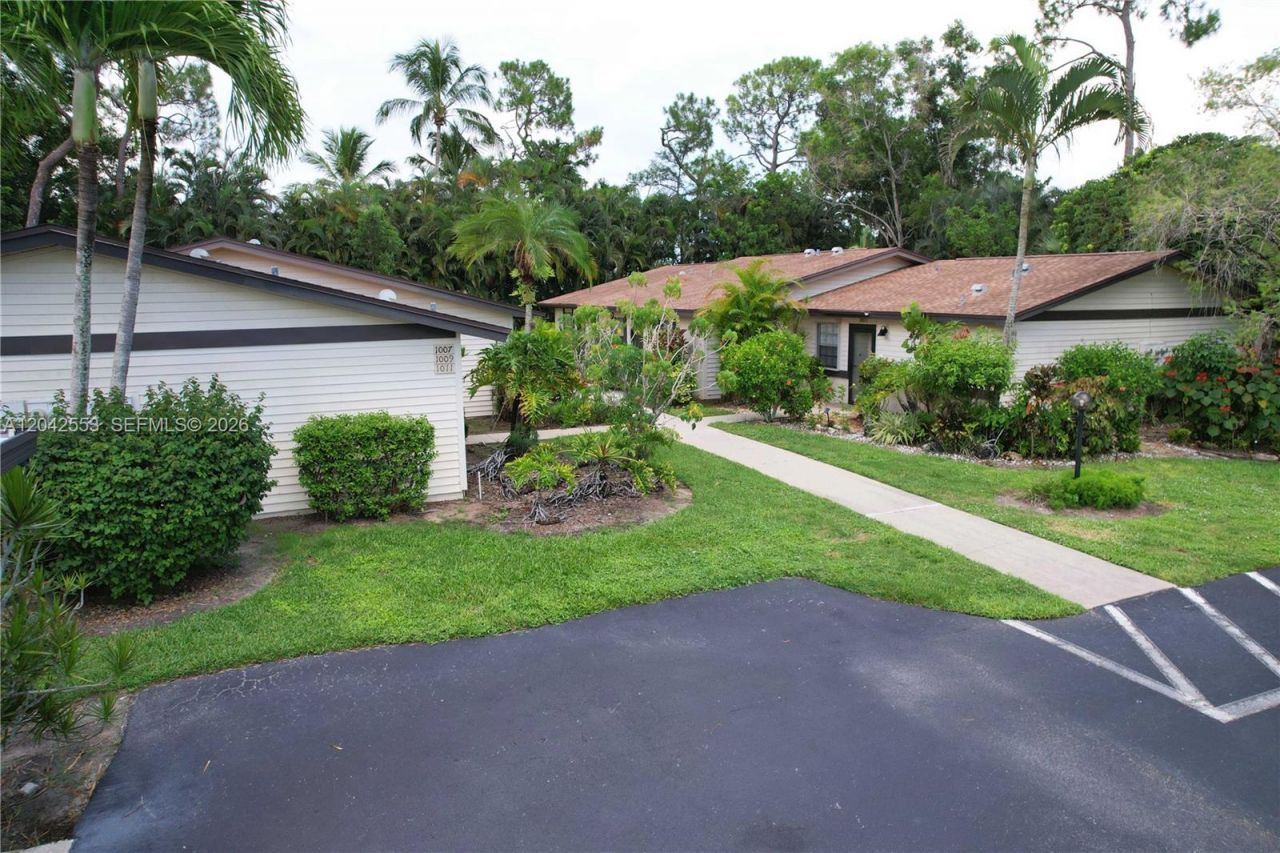 1001 Pine Isle Ln , Unit 1001, Naples, FL 34112 Photo