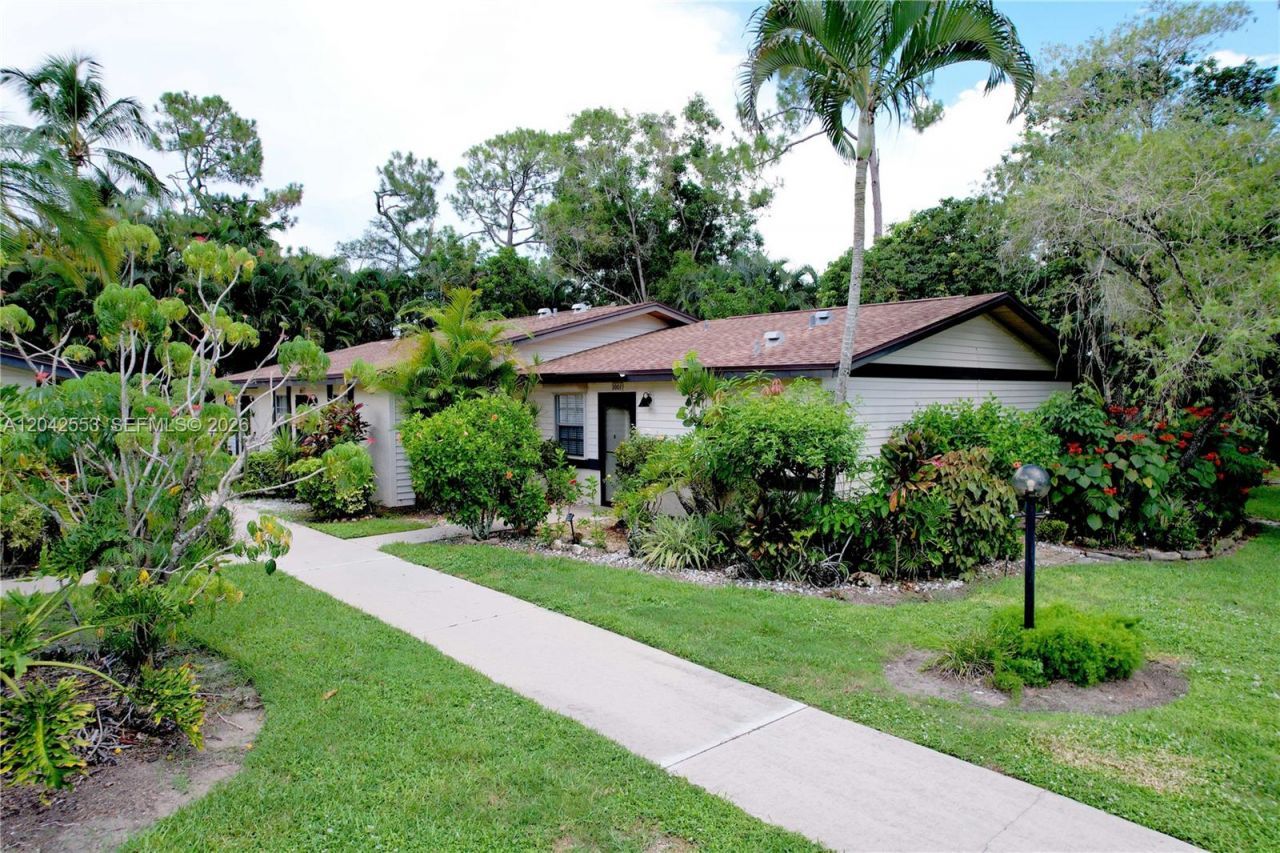 1001 Pine Isle Ln , Unit 1001, Naples, FL 34112 Photo