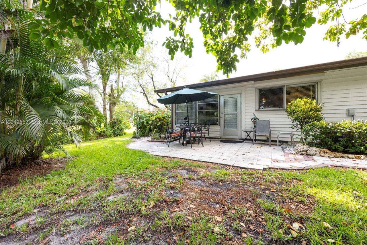 1001 Pine Isle Ln , Unit 1001, Naples, FL 34112 Photo