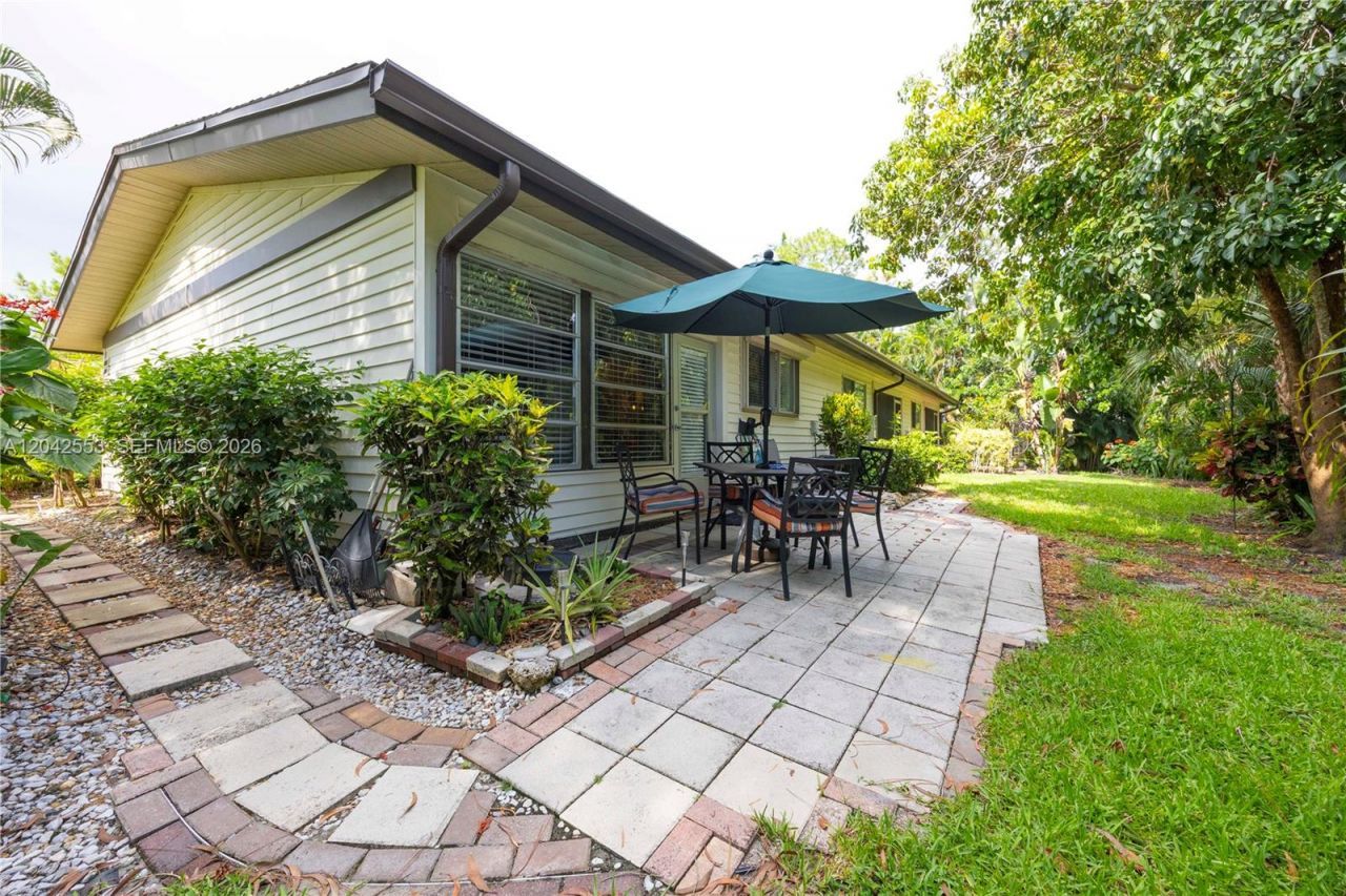 1001 Pine Isle Ln , Unit 1001, Naples, FL 34112 Photo