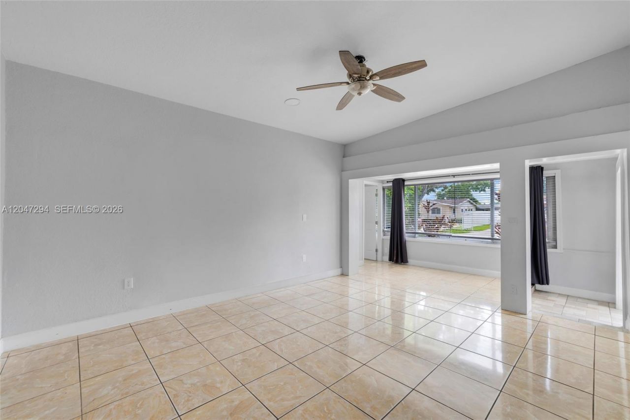 18100 NW 7th Pl , Miami Gardens, FL 33169 Photo