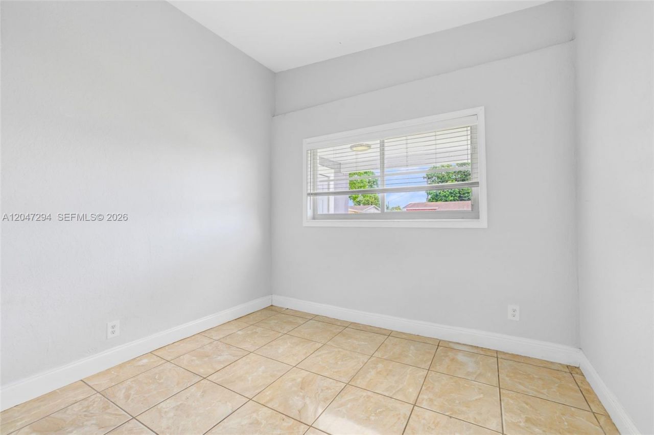 18100 NW 7th Pl , Miami Gardens, FL 33169 Photo