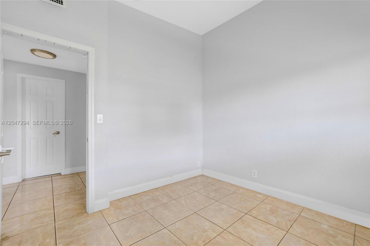 18100 NW 7th Pl , Miami Gardens, FL 33169 Photo