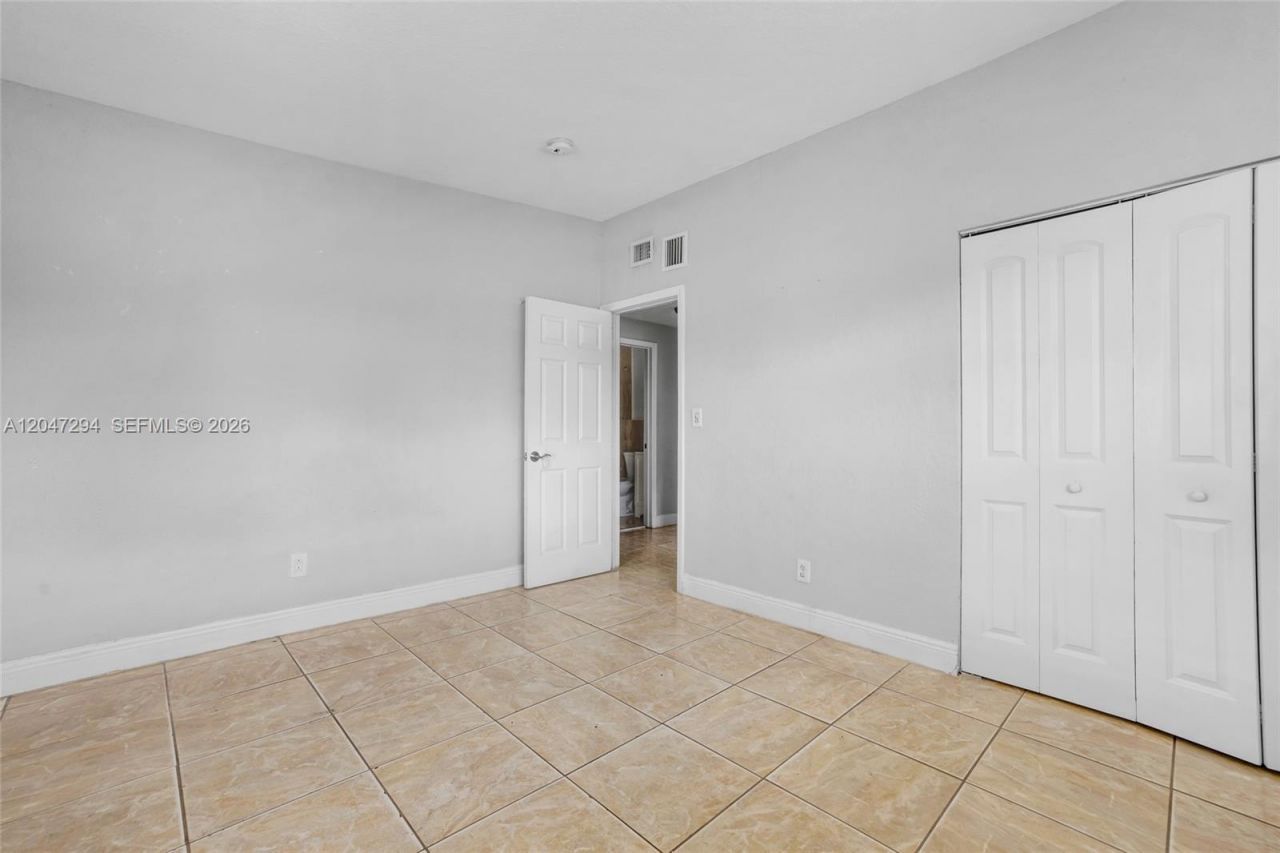 18100 NW 7th Pl , Miami Gardens, FL 33169 Photo