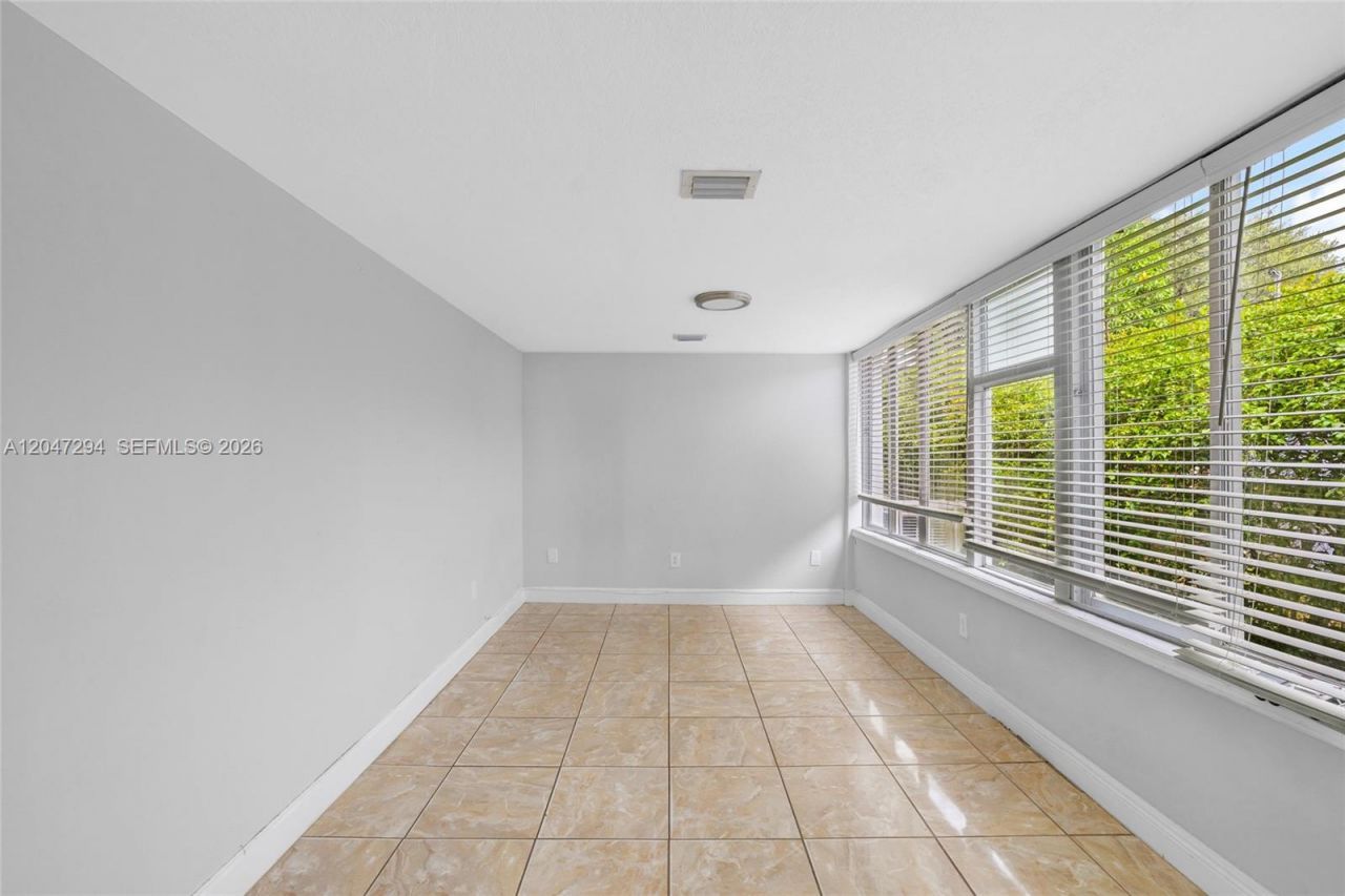 18100 NW 7th Pl , Miami Gardens, FL 33169 Photo