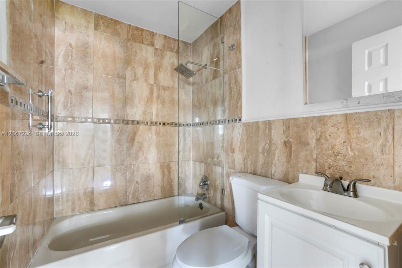 18100 NW 7th Pl , Miami Gardens, FL 33169 Photo