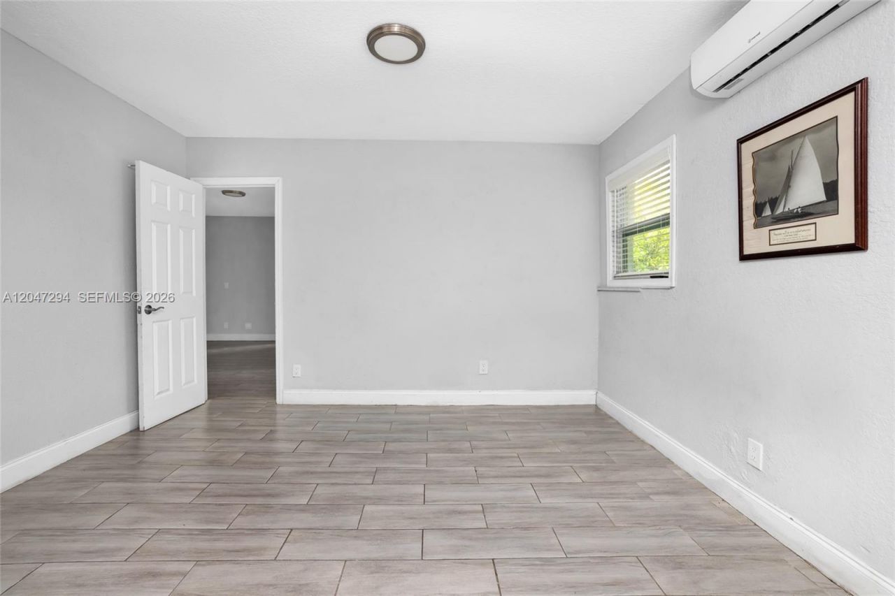 18100 NW 7th Pl , Miami Gardens, FL 33169 Photo