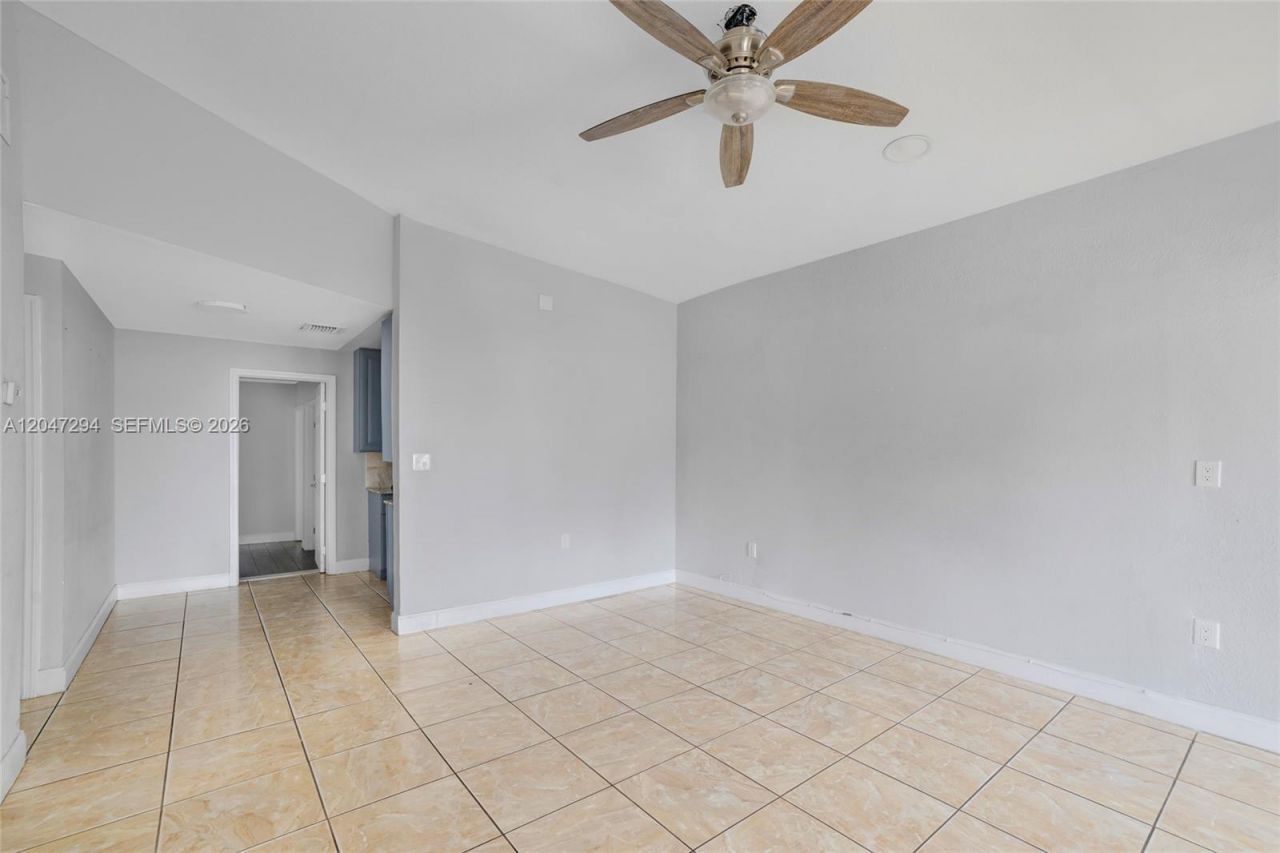 18100 NW 7th Pl , Miami Gardens, FL 33169 Photo