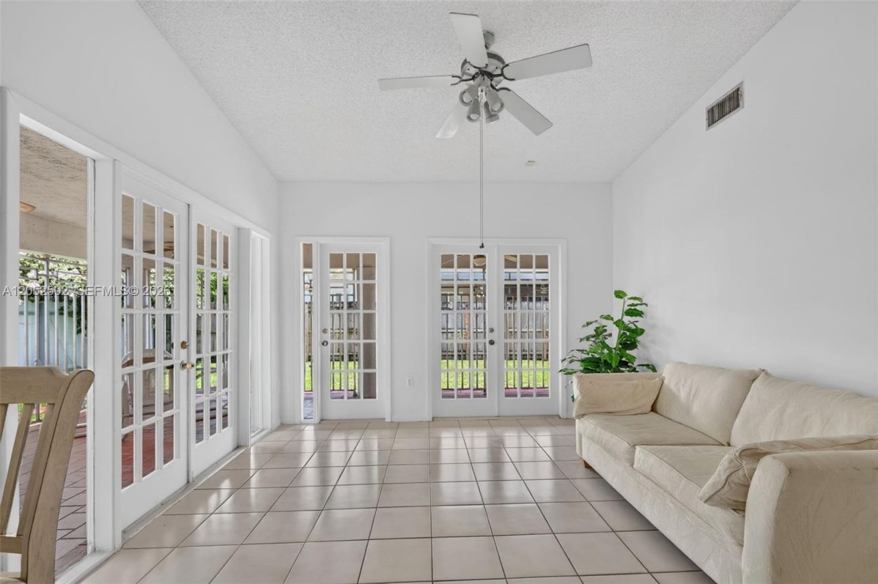 4756 SW 143rd Ave , Miami, FL 33175 Photo