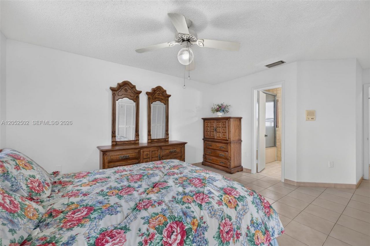 4756 SW 143rd Ave , Miami, FL 33175 Photo