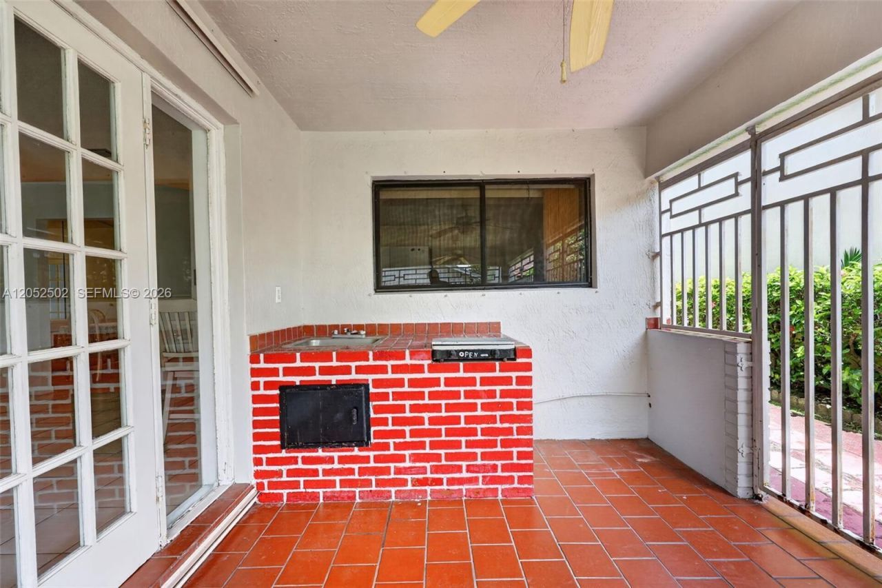 4756 SW 143rd Ave , Miami, FL 33175 Photo