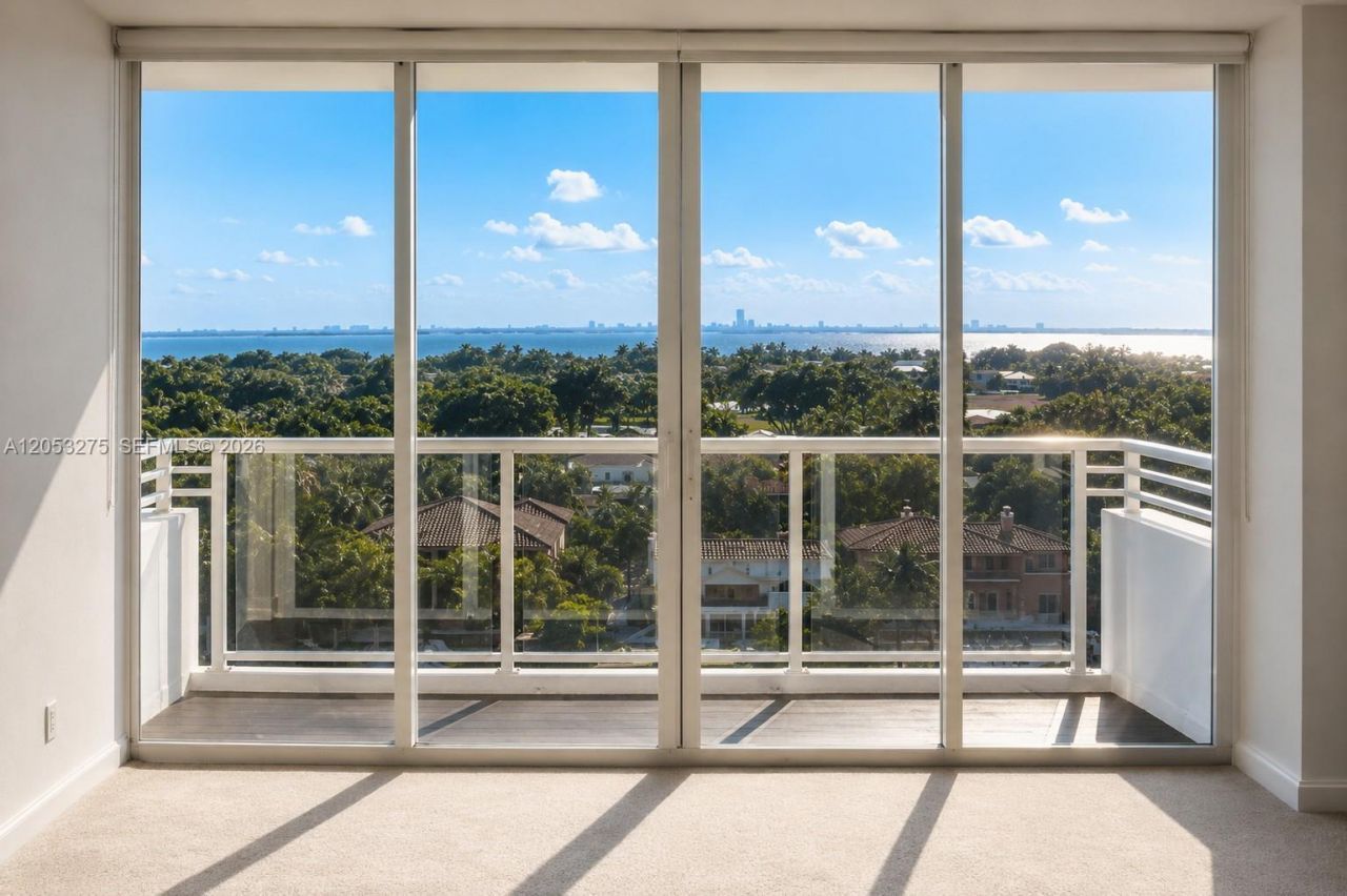 5600 Collins Ave , Unit 11L, Miami Beach, FL 33140 Photo