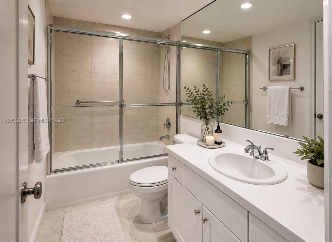 5600 Collins Ave , Unit 11L, Miami Beach, FL 33140 Photo