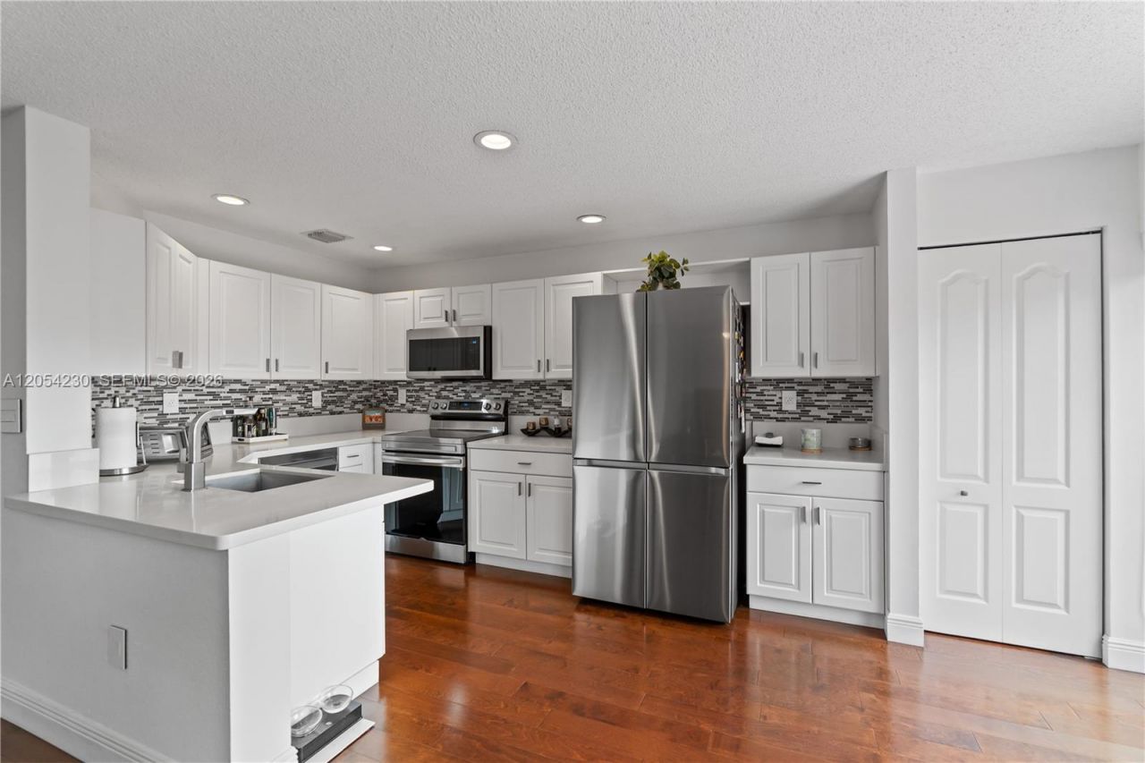 5115 NW 116th Ave, Doral, FL 33178 Photo