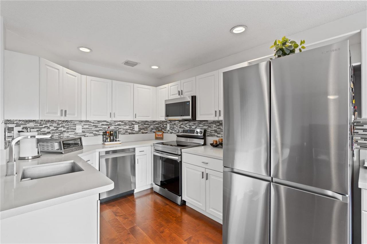5115 NW 116th Ave, Doral, FL 33178 Photo