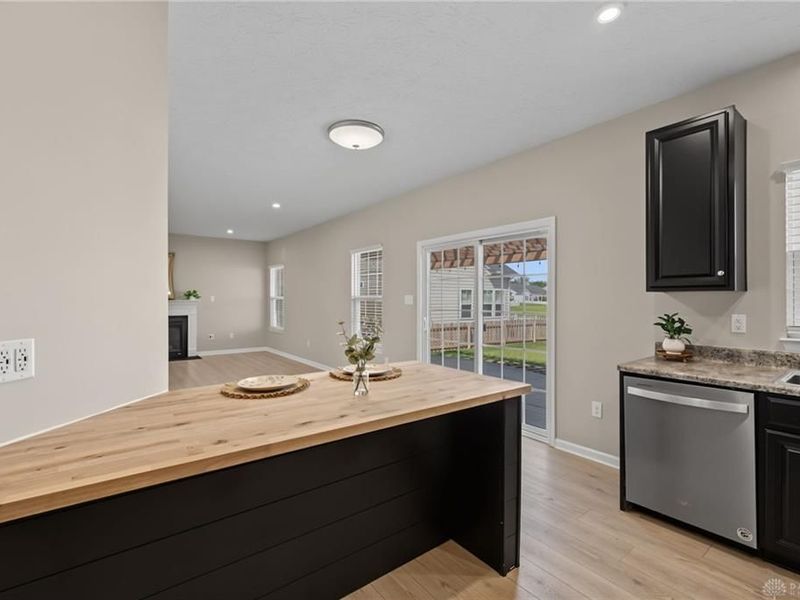 6300 Willow Oak Drive, Tipp City, OH 45371 Photo 22