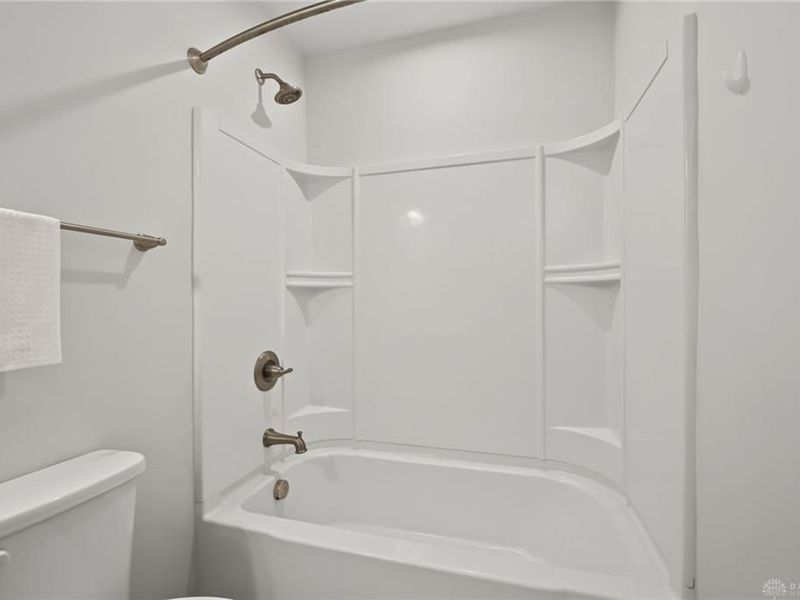 6300 Willow Oak Drive, Tipp City, OH 45371 Photo 38