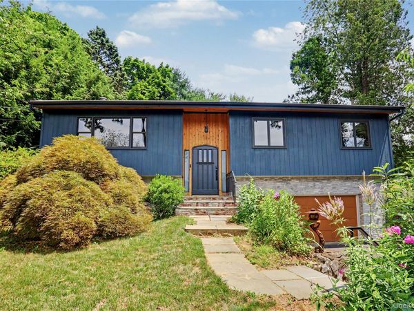 354 Commerce Street , Hawthorne, NY 10532
