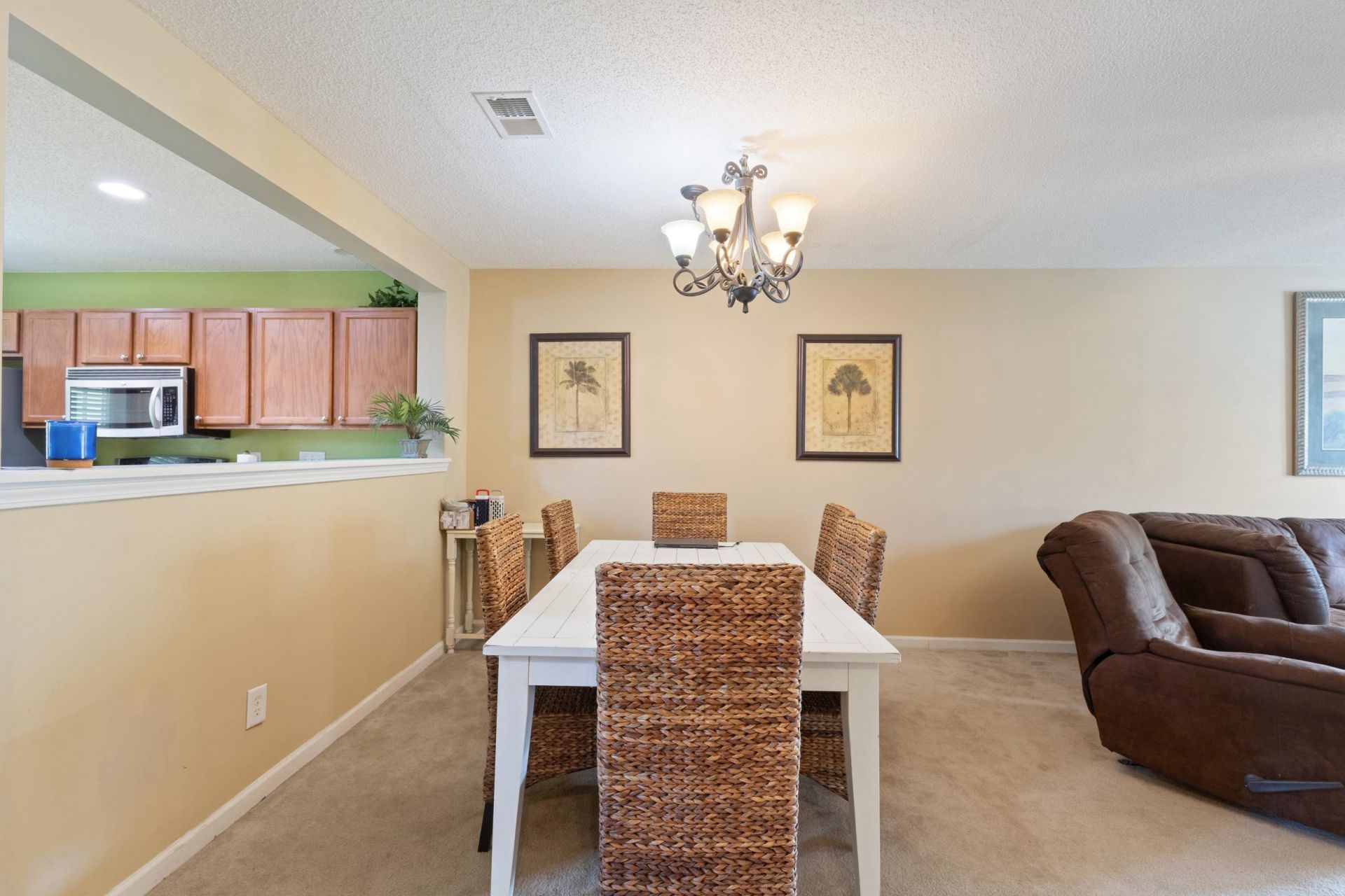 552 Uniola Dr.  Photo 13