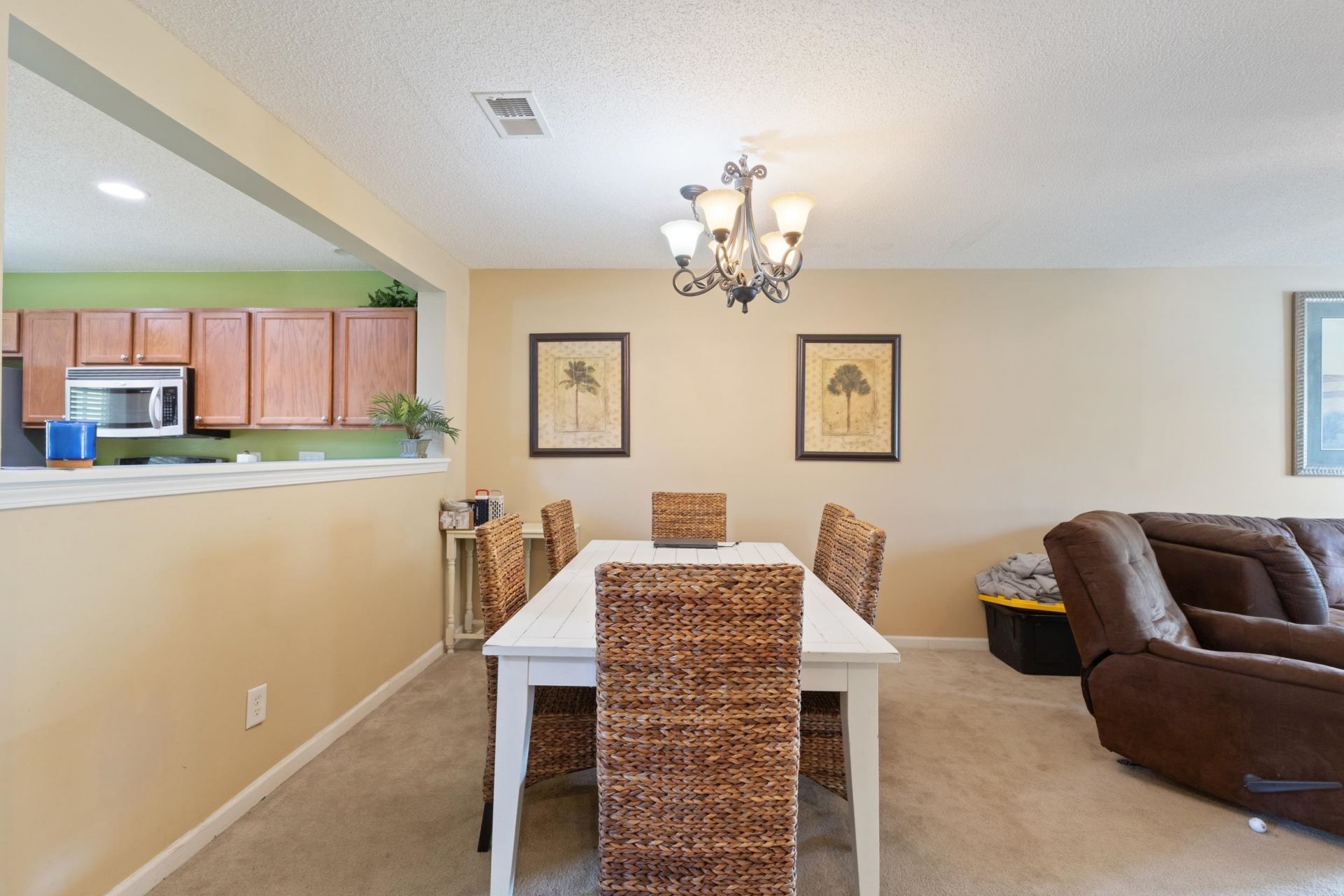 552 Uniola Dr.  Photo 16