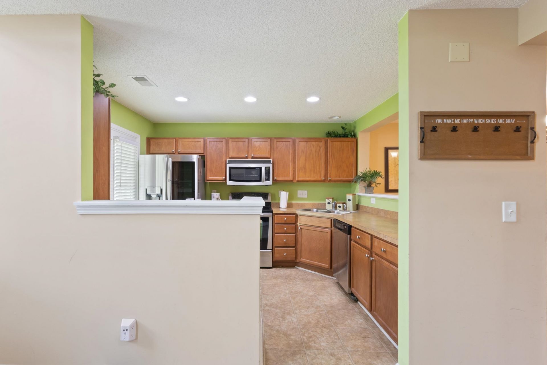 552 Uniola Dr.  Photo 19