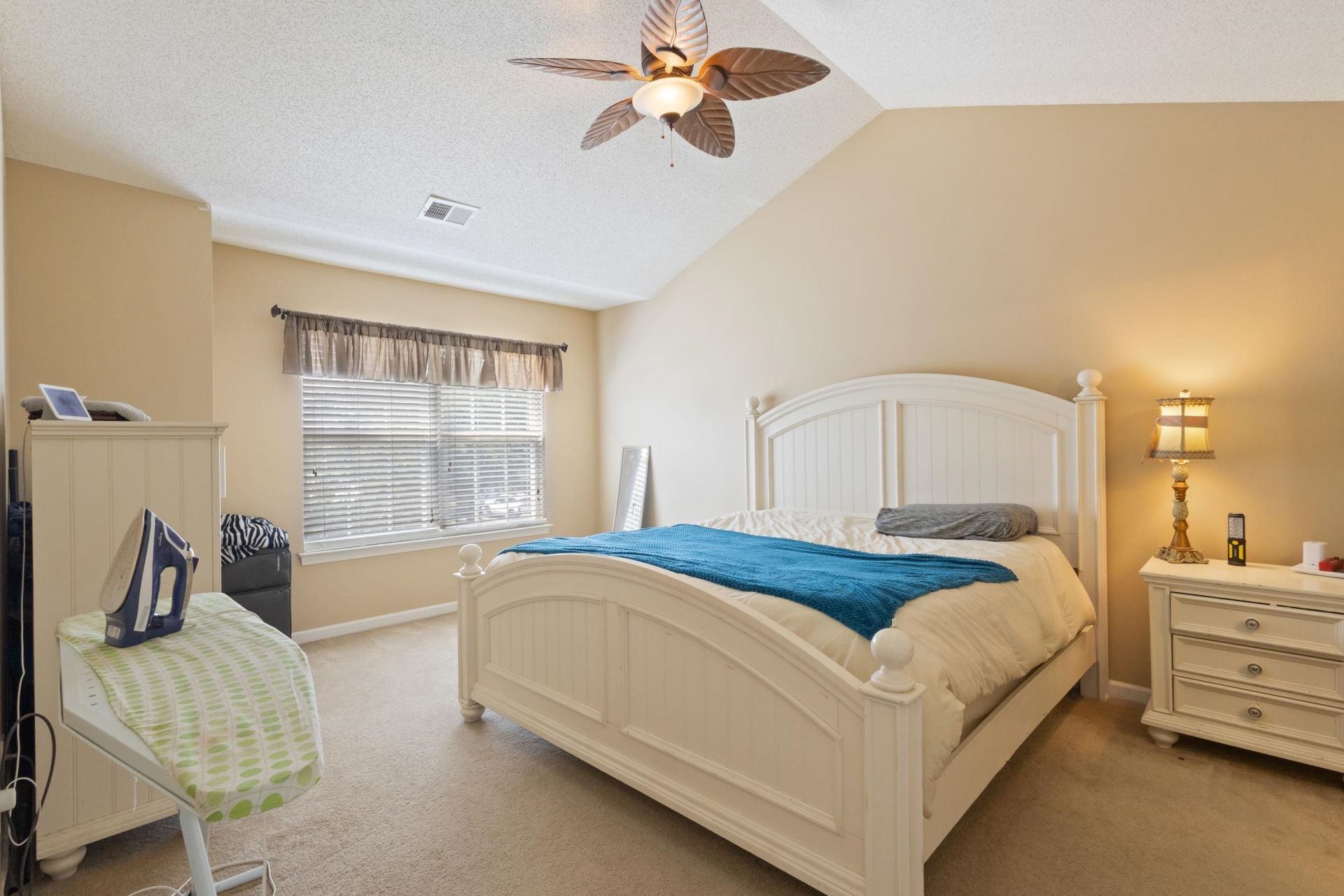 552 Uniola Dr.  Photo 35