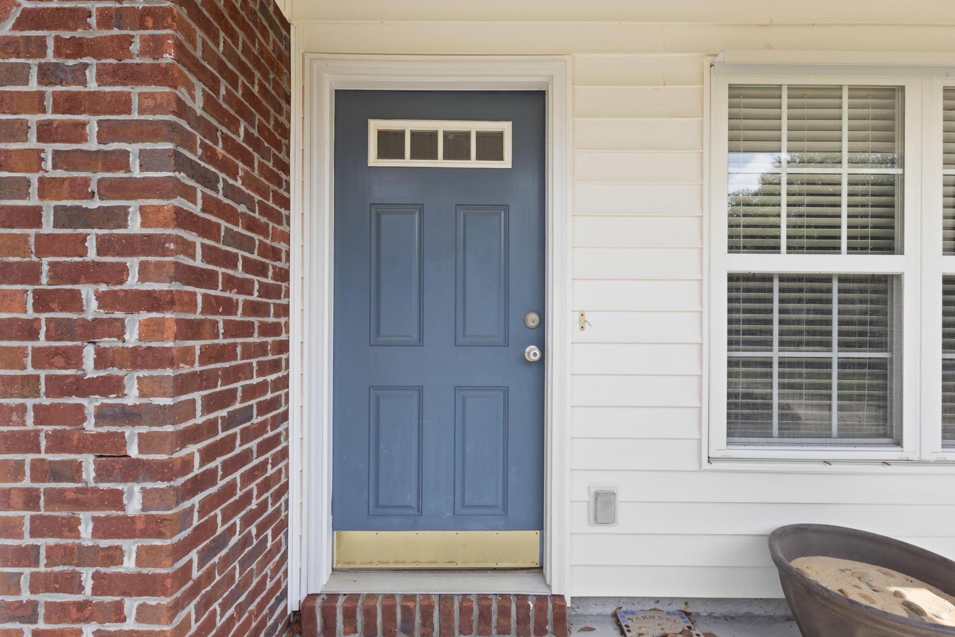 552 Uniola Dr.  Photo 4