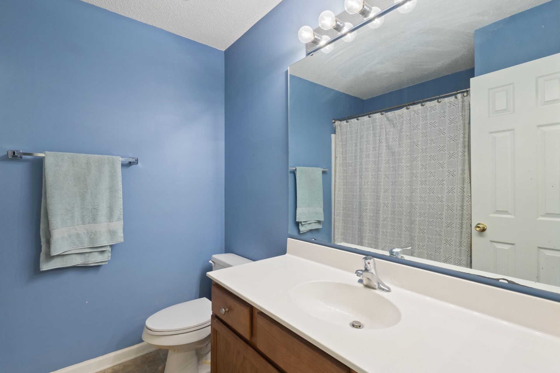 552 Uniola Dr.  Photo 40