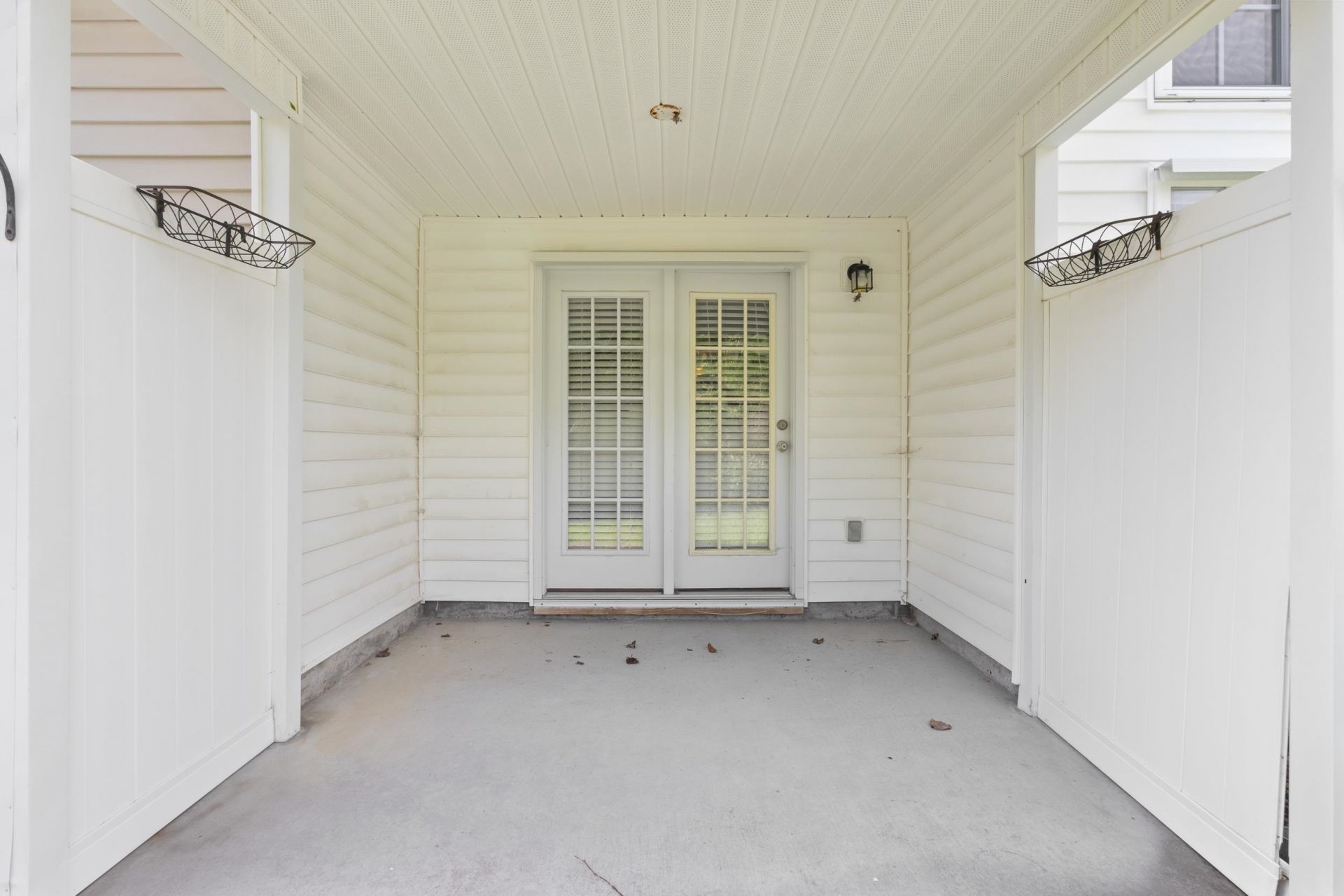 552 Uniola Dr.  Photo 43