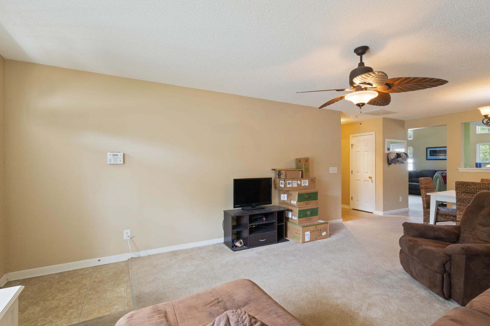 552 Uniola Dr.  Photo 9