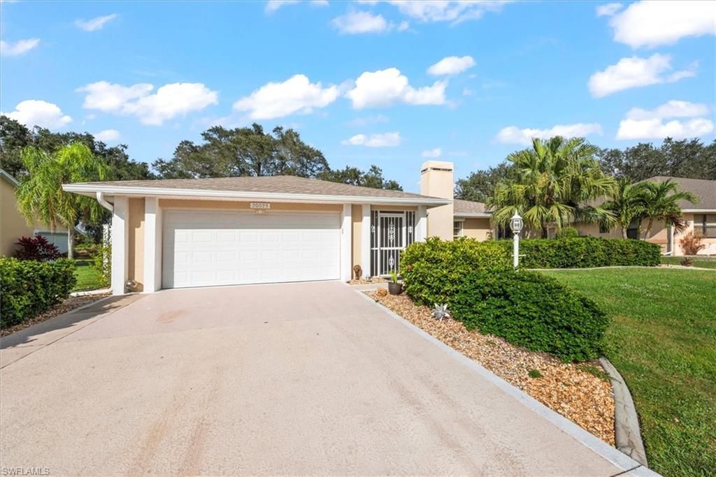 20023 Lake Vista Cir N, Lehigh Acres, FL 33936 Photo