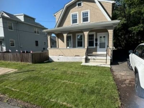 289 Hathaway St, Wallington, NJ 07057