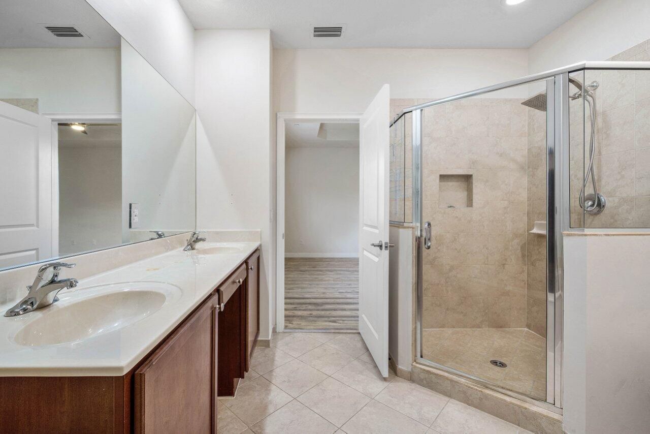 48 NW Hawthorne Place, Boca Raton, FL 33432 Photo