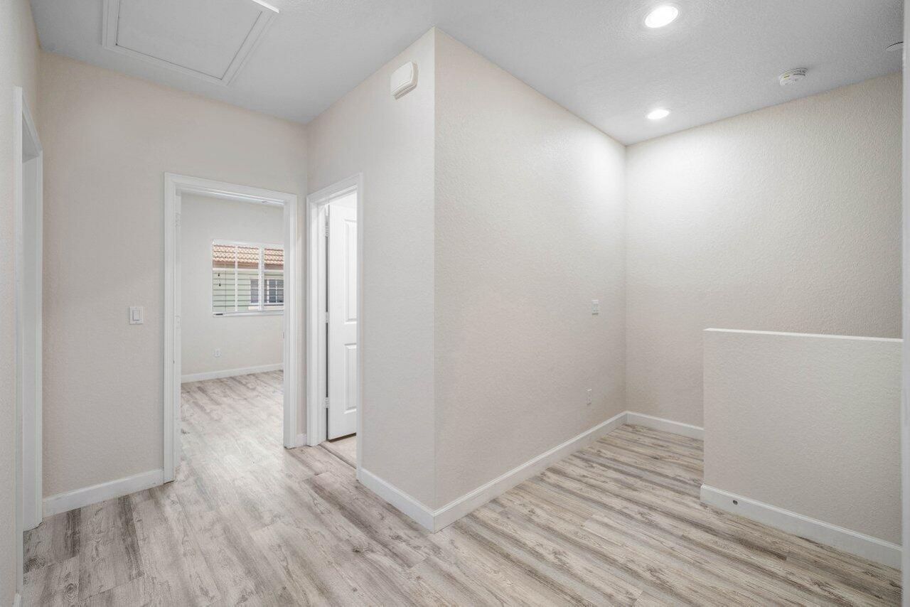 48 NW Hawthorne Place, Boca Raton, FL 33432 Photo
