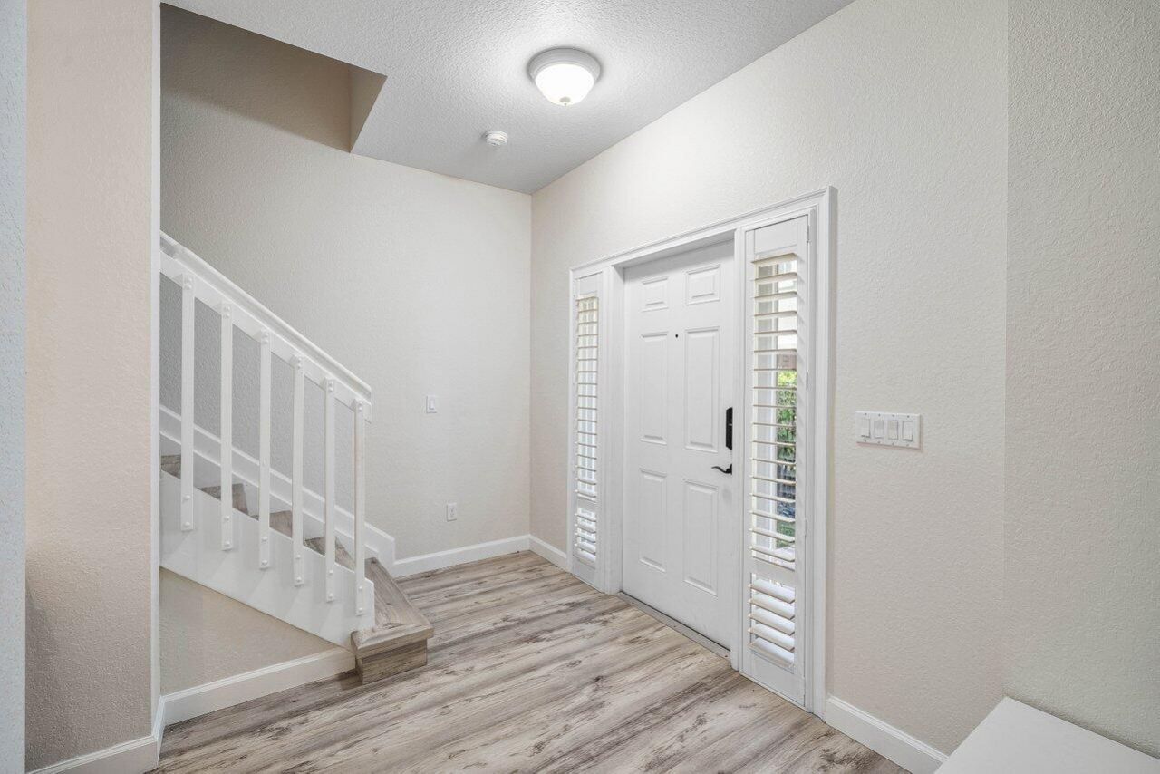 48 NW Hawthorne Place, Boca Raton, FL 33432 Photo