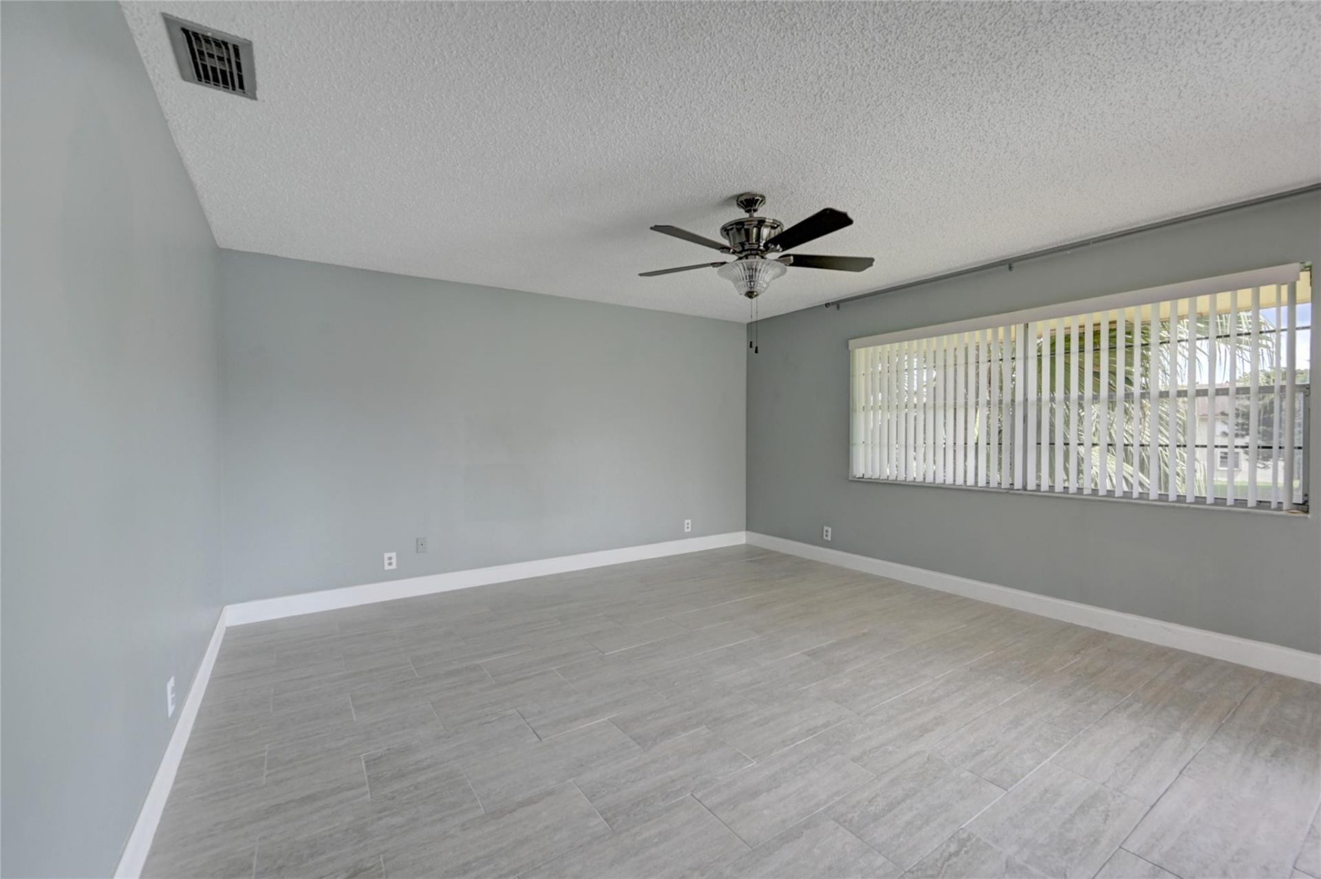 8760 Azalea Court, Unit 203, Tamarac, FL 33321 Photo