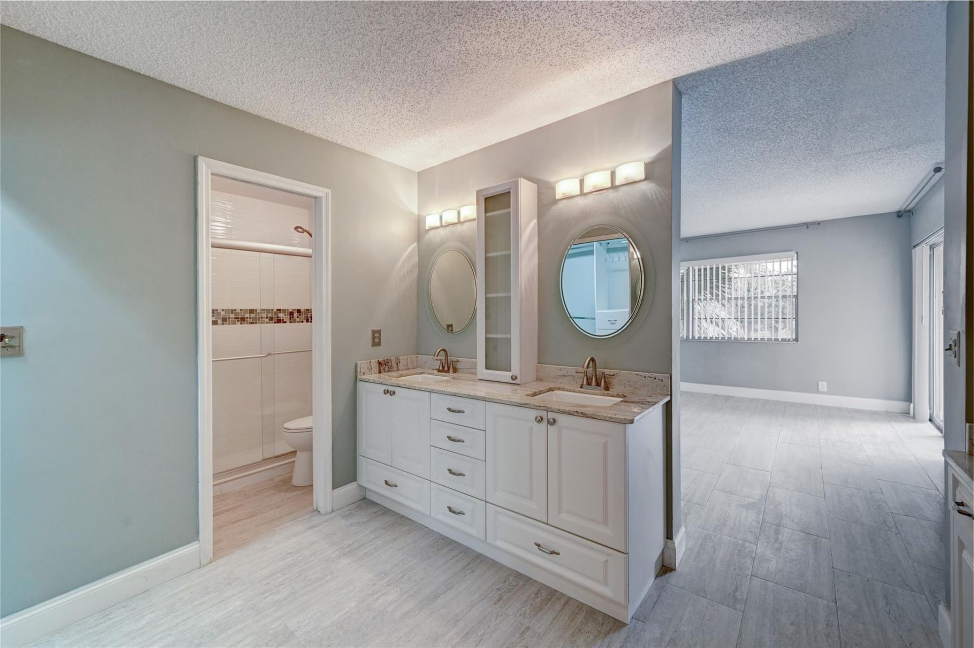 8760 Azalea Court, Unit 203, Tamarac, FL 33321 Photo