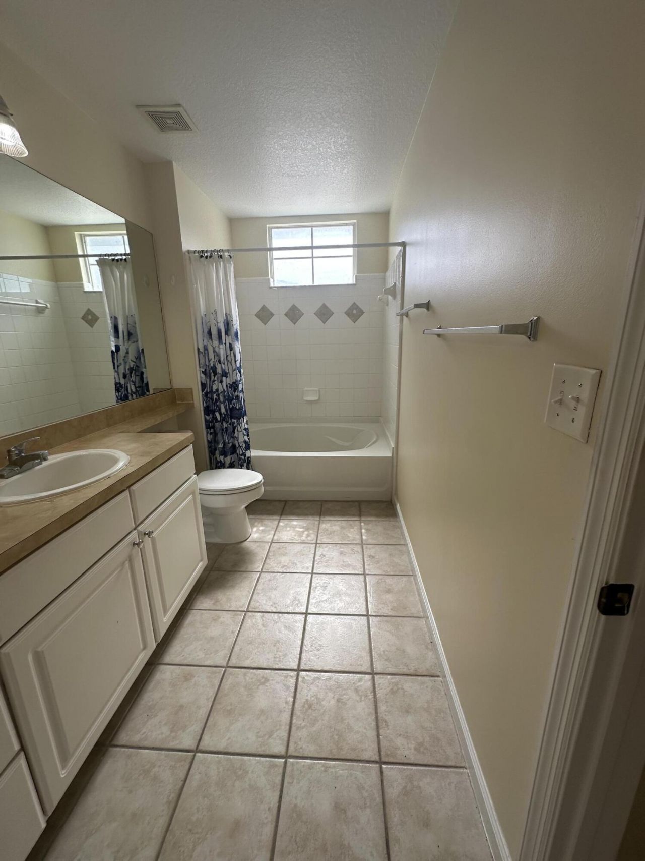 9833 Baywinds Drive, Unit 7202, West Palm Beach, FL 33411 Photo