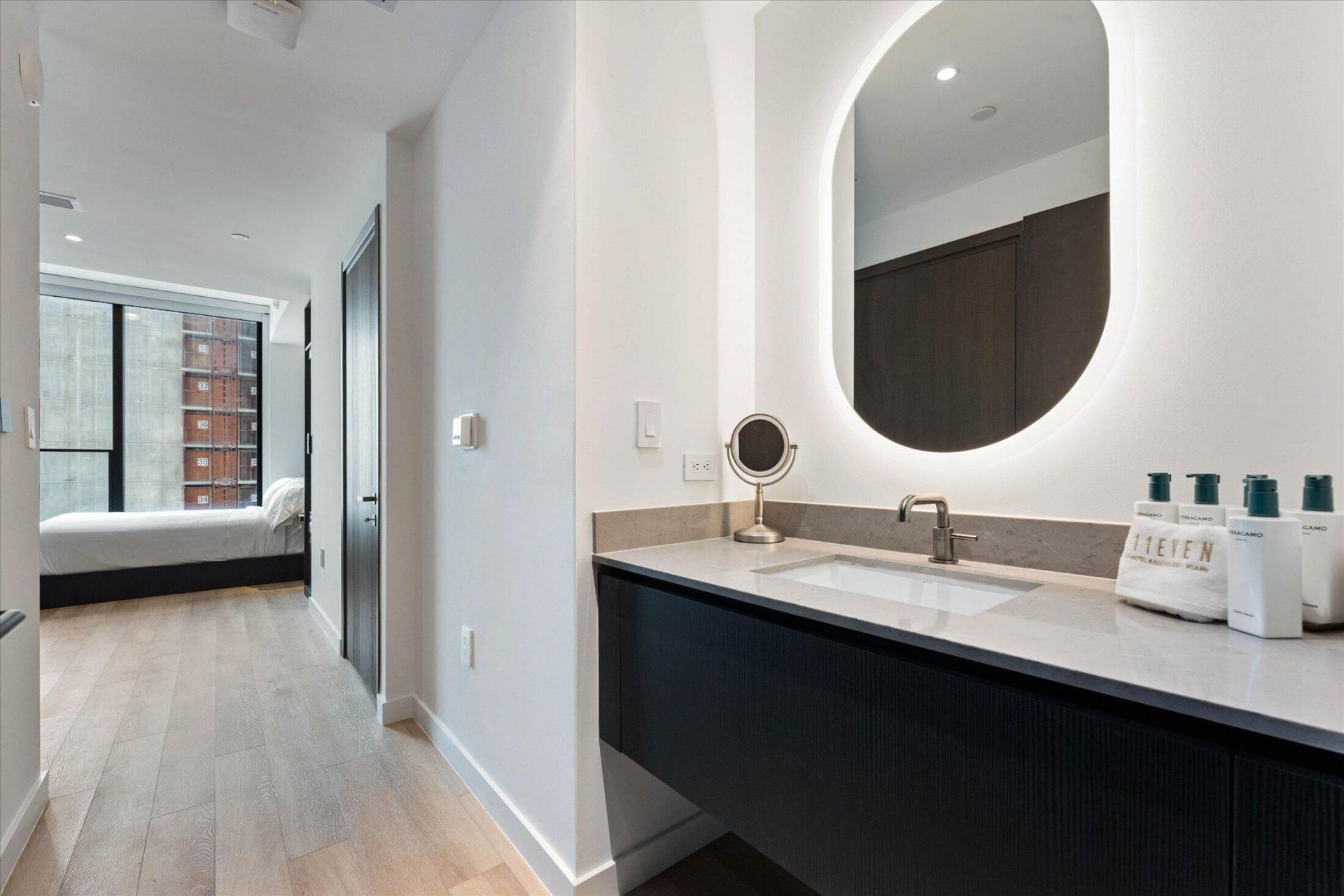 20 NE 11th Street, Unit EXPH06A, Miami, FL 33132 Photo