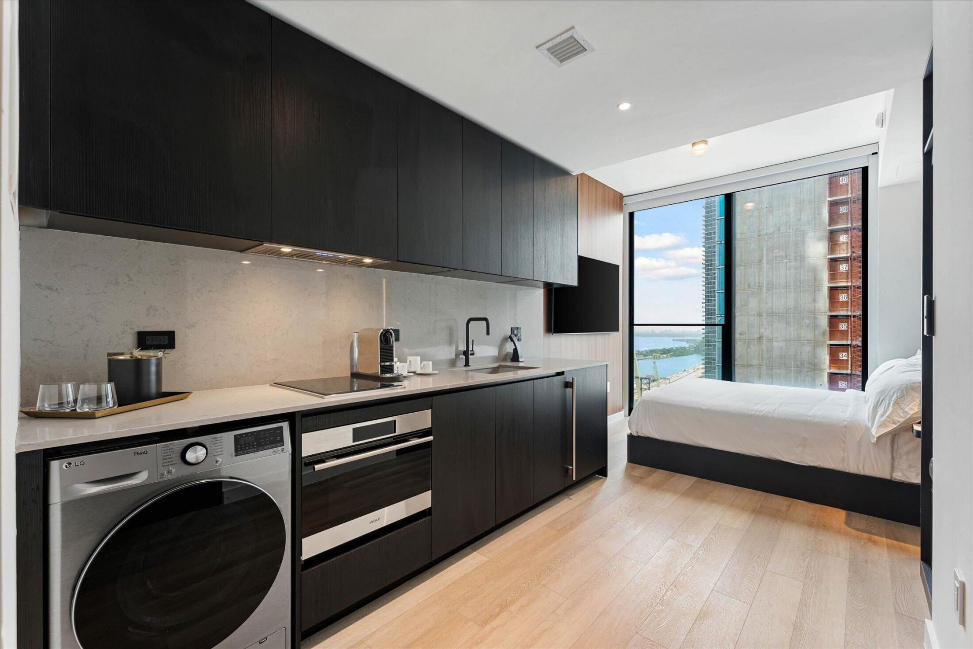 20 NE 11th Street, Unit EXPH06A, Miami, FL 33132 Photo