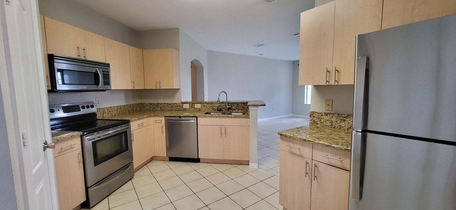 128 SW Peacock Boulevard, Unit 15202, Port Saint Lucie, FL 34986 Photo