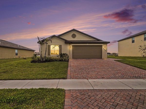 969 Bent Creek Drive, Fort Pierce, FL 34947